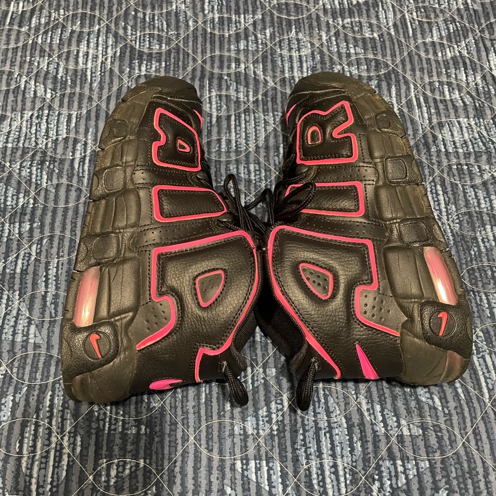 NIKE AIR MORE UPTEMPO
